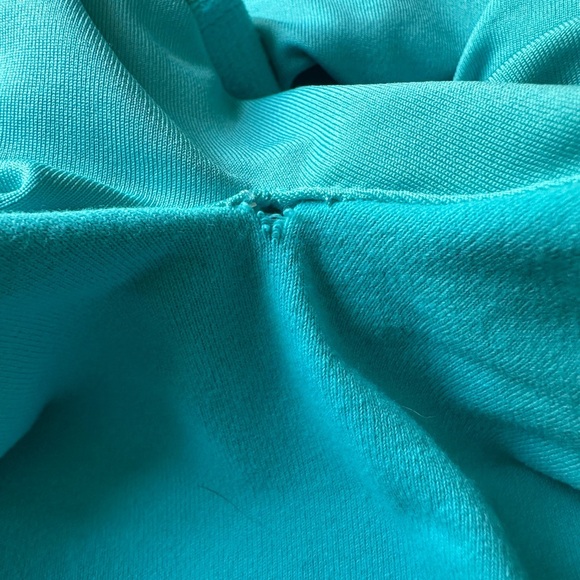 ALO Yoga Blue Racerback Sports Bra (has a hole you can see in the pictures) - Picture 9 of 9